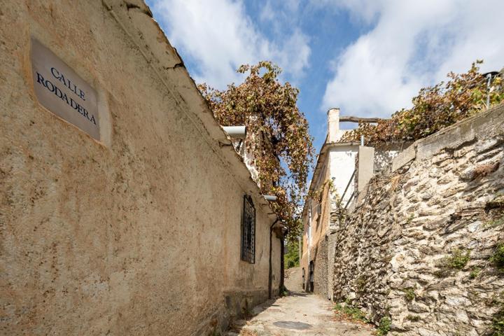 Magnífico solar en Pampaneira photo 0