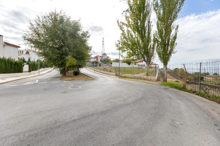 Terreno en Peligros: 2,773 m² de Oportunidad y Potencial photo 0