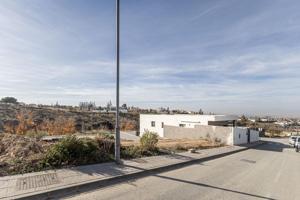 Solar en la Zubia photo 0