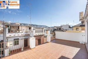 Ático Dúplex Premium en el Corazón de Granada: Lujo, Espacio y Vistas de Ensueño. photo 0