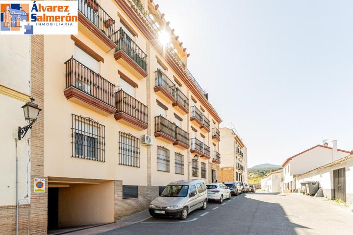 ¡Tu nuevo hogar en La Zubia te espera! 🏡✨ photo 0