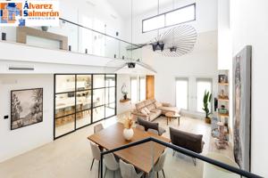 Increíble casa de lujo en Urbanización Monteluz photo 0