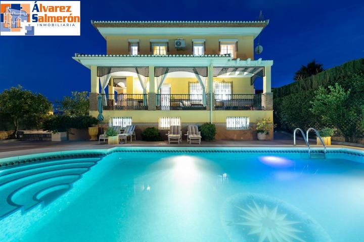 Bonito Chalet en Santa Marta, Gójar. photo 0