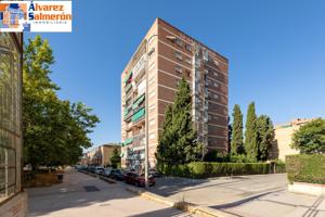 CALLE LUZ CASANOVA photo 0