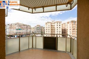 🏡 VENTA DE PISO EN PLAZA EINSTEIN – GRANADA 🎓 photo 0