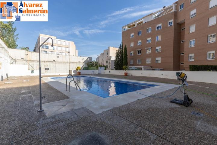 Encantador apartamento con terraza, garaje y piscina en El Serrallo photo 0