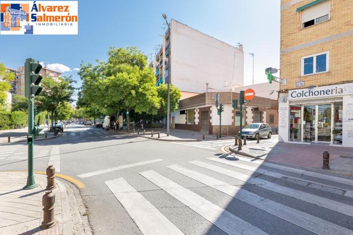 Local + vivienda en Avda. Cadiz photo 0