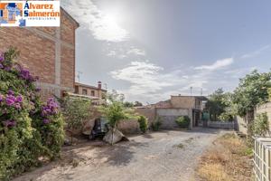 ¡MAGNIFICO SOLAR URBANO EN ALBOLOTE, CON INFINIDAD DE POSIBILIDADES! IDEAL PARA PROMOTORES photo 0