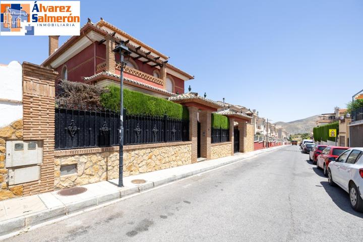 🏡 EXCLUSIVO CHALET EN BARRIO DE LA VEGA – MONACHIL photo 0