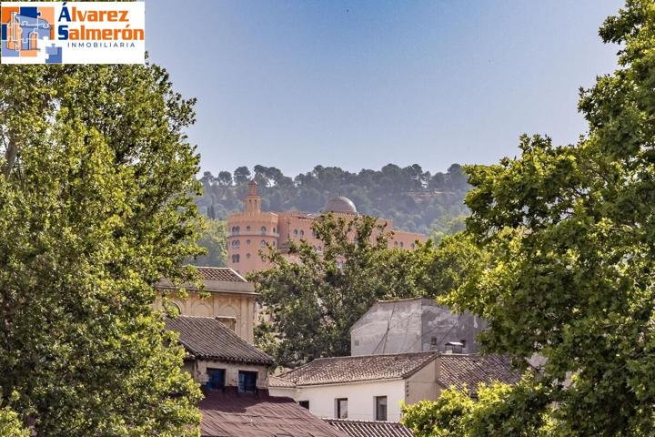 Exclusivo Piso en Acera del Darro photo 0