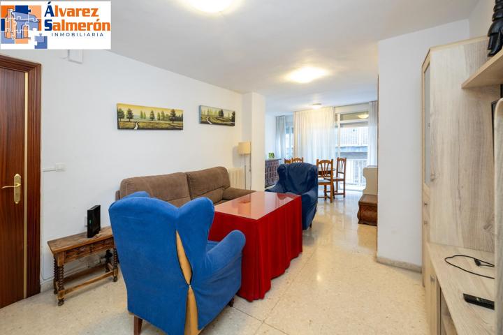 Estupendo piso en venta en calle Gran Capitan photo 0