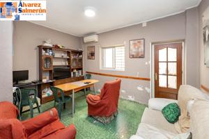 🏡 ¡Gran oportunidad en pleno centro de Armilla! 🏡 photo 0