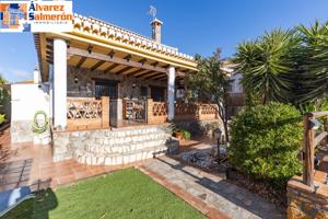 Casa rústica con piscina y vistas a la sierra, cerca de la costa y de La Alpujarra. photo 0