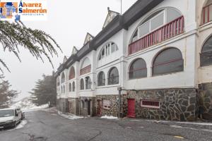 ¡Gran propiedad en Urbanización Los Copos Altos, Sierra Nevada! photo 0