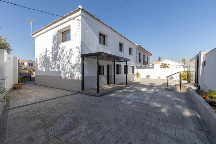 ESPECTACULAR CHALET PAREADO EN LA ZUBIA photo 0