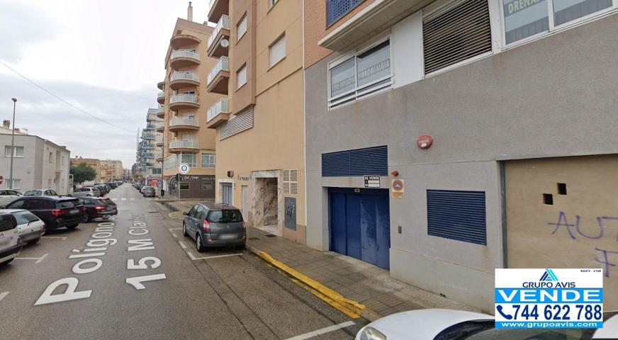 Plaza de garge en Oliva photo 0
