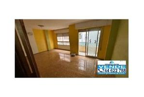 Piso en barrio Corea de Gandia photo 0