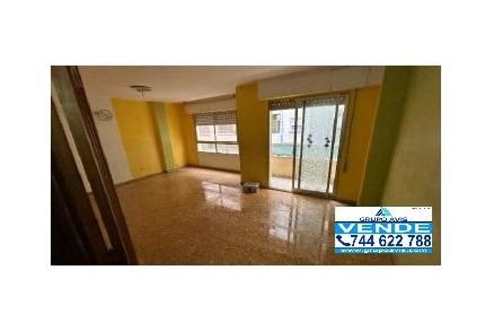 Piso en barrio Corea de Gandia photo 0