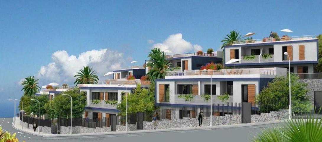 Fantástico terreno urbano con proyecto para 30 Chalets pareados en zona residencial del Sauzal photo 0