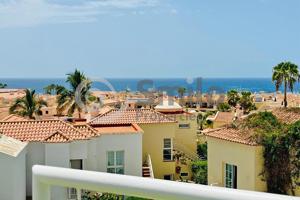 Ático de lujo con vistas al mar y azotea privada photo 0