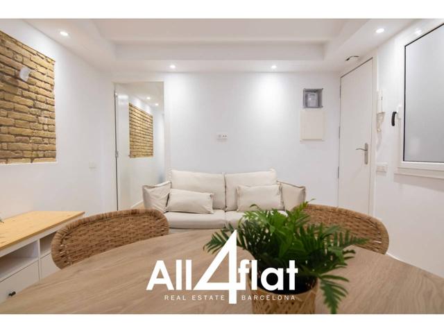 ENCANTADOR PISO REFORMADO EN VENTA EN EL POBLE-SEC - PISO EN VENTA photo 0