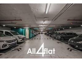 PARKING EN VENTA AMPLIO Y DE FACIL ACCESO EN COMTE D'URGELL photo 0