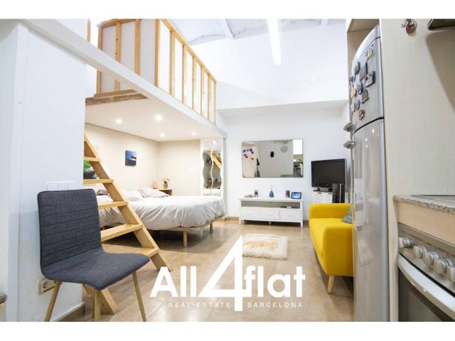 ESPECTACULAR LOFT DUPLEX, COMPLETAMENTE EQUIPADO Y AMUEBLADO EN LA ZONA DE LES CORTS IDEAL PARA PAREJA photo 0