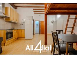 LOFT EN VENTA DE 39 M2 EN EL BORN CON BALCÓN, BAÑO, COCINA. AMUEBLADO Y EQUIPADO. photo 0