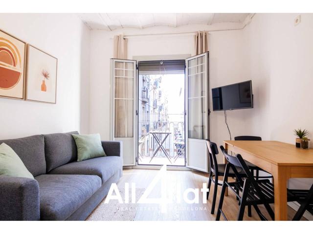 PISO EN BARCELONETA, 2 HABITACIONES DOBLES, 1 BAÑO CON PLATO DE DUCHA, TOTALMENTE AMUEBLADO Y EQUIPADO photo 0