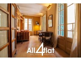 ACOGEDORA SUITE EN VENTA, EXTERIOR DE 60 M² EN EL CORAZÓN DE BARCELONA – REFORMADA Y LLENA DE LUZ photo 0