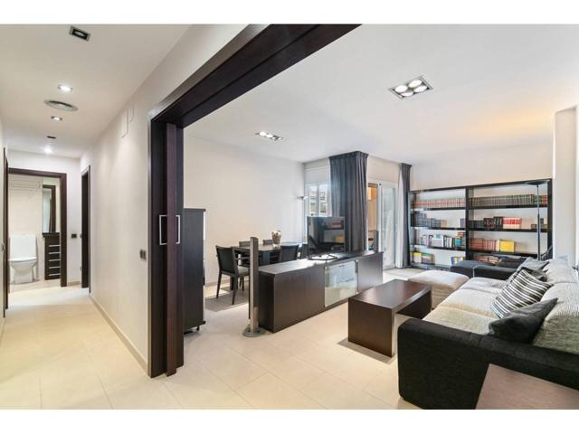 PISO EN VENTA CON VISTAS PANORÁMICAS Y PISCINA EN VALLCARCA photo 0