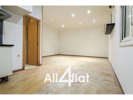 ESTUDIO EN VENTA CON CÉDULA DE HABITABILITAT, 51 M2 EN HOSPITALET DE LLOBREGAT CON 1 BAÑO, COCINA EQUIPADA.SIN AMUEBLAR. photo 0