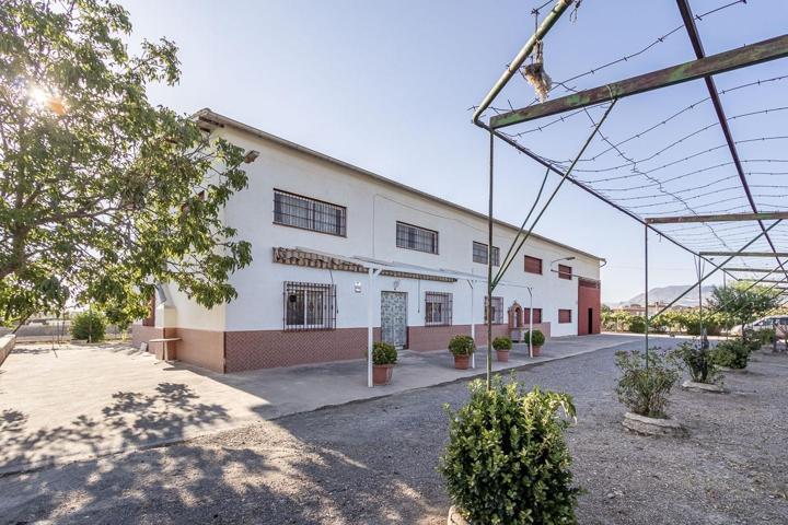 OPORTUNIDAD! CASA Y NAVE EN SANTA FÉ photo 0