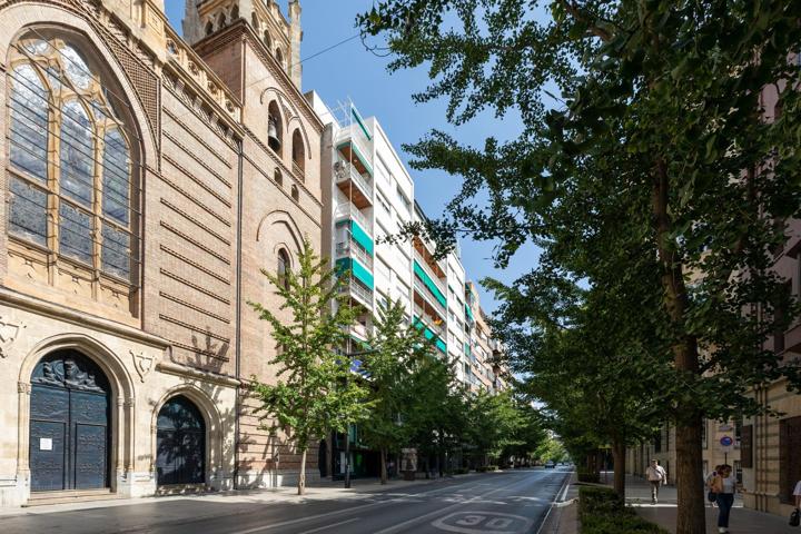 'Exclusivo Piso en el Centro de Granada con Garaje Privado' photo 0