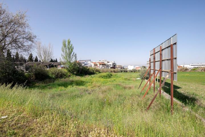 ¡Gran oportunidad en Maracena, Granada! Parcela con parte urbana y parte rústica. photo 0