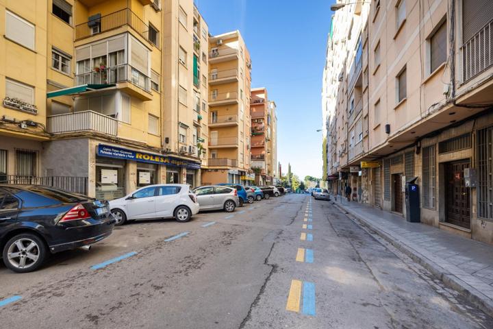 Oficina En venta en Arabial, Granada photo 0