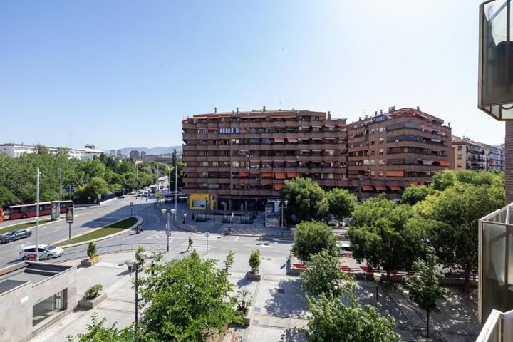 🏙️ Piso en venta en Plaza Einstein – Ideal para vivir o invertir photo 0