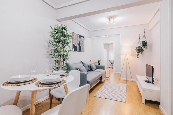 Piso En alquiler en Indautxu, Bilbao photo 0