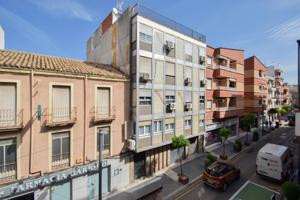 INVERSORES!! Edificio en pleno Centro de Linares!! photo 0