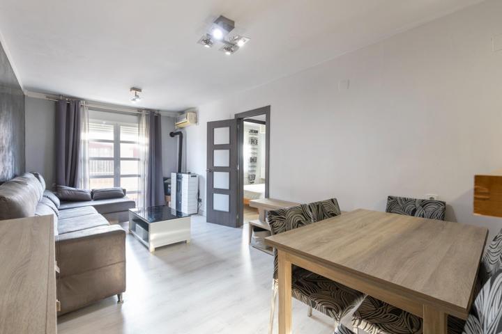 ¡Oportunidad! Piso amplio, luminoso y listo para entrar a vivir. photo 0