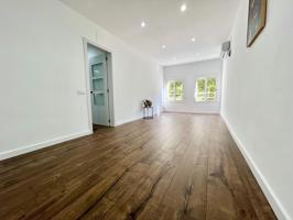 Piso en venta en Barcelona de 78 m2 photo 0