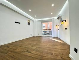 Estudio en venta en Madrid de 38 m2 photo 0