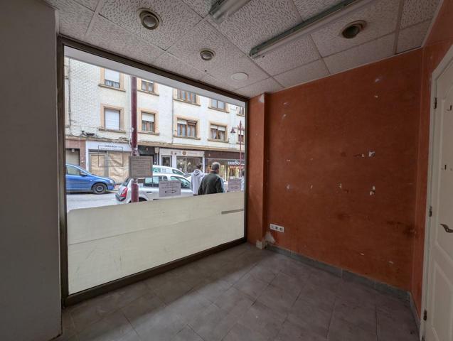 ALQUILER ESTE LOCAL EN PLENO CENTRO DE BARAKALDO photo 0