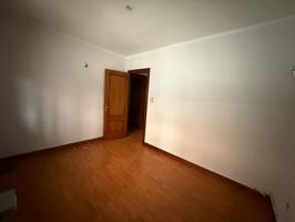 OPORTUNIDAD EN PORTUGALETE photo 0