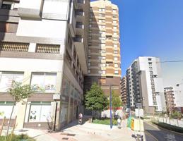 AMPLIO LOCAL EN PLENO CENTRO DE ABATXOLO. E photo 0