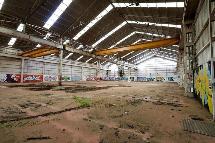 NAVE INDUSTRIAL EN EL TEJIDO DE VITORIA GAZTEIZ photo 0