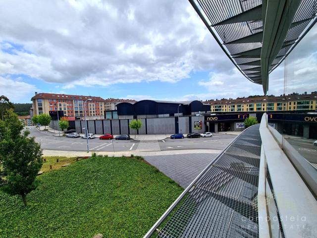 Tu negocio en zona empresarial de Milladoiro photo 0
