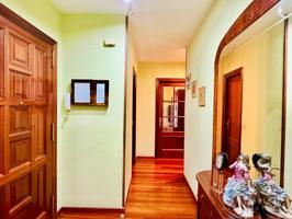Céntrica vivienda en Milladoiro photo 0