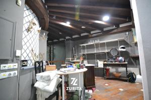 Local comercial con plaza de aparcamiento junto al Bulevar photo 0