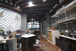 Local comercial con plaza de aparcamiento junto al Bulevar photo 0